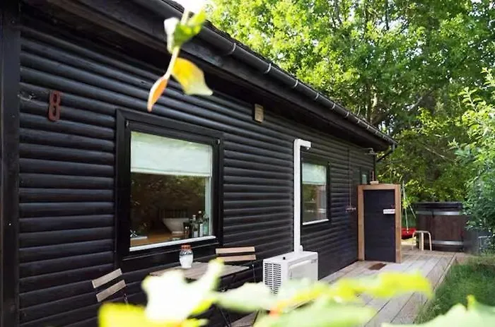 Summer House With Outdoor Kitchen By North Hébergement de vacances *